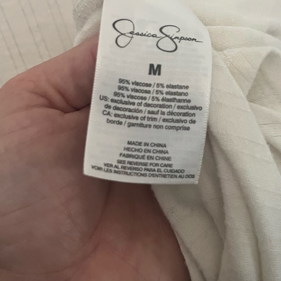 Jessica Simpson super soft Blouse - Picture 4 of 7